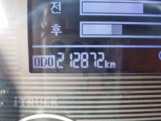 현대 메가트럭 250 앞축 냉동탑 5톤 수동
