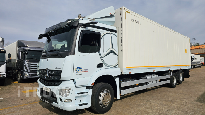 벤츠 아록스 299 후축 냉동탑 10.5톤 오토