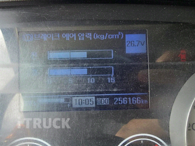 현대 메가트럭 300 후축 카고 4.5톤 수동