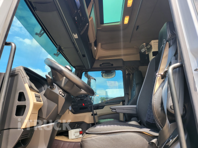 만 TGM 290 후축 윙바디 13.3톤 오토 16