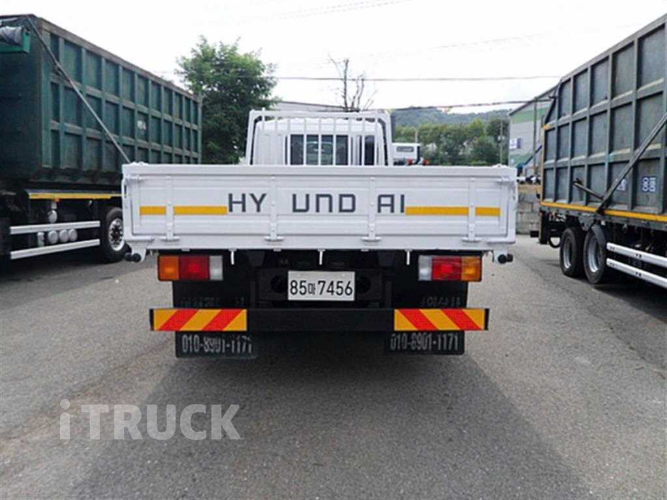 현대 메가트럭 280 단바리 카고 4.5톤 수동