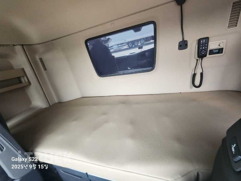 현대 엑시언트 540 앞축 상승윙바디 25톤 오토 6