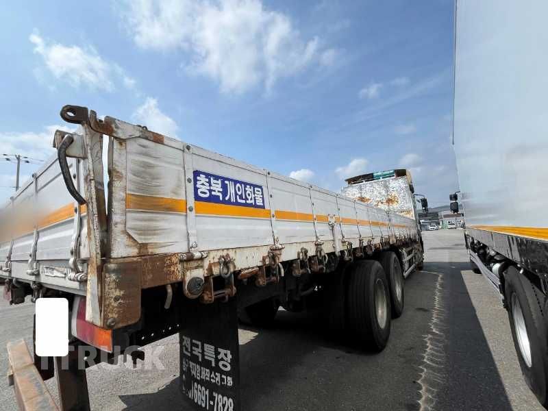 현대 트라고 400 십바리 카고 11.5톤 수동 3