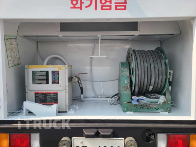 현대 탱크로리 메가트럭 5,000L 수동