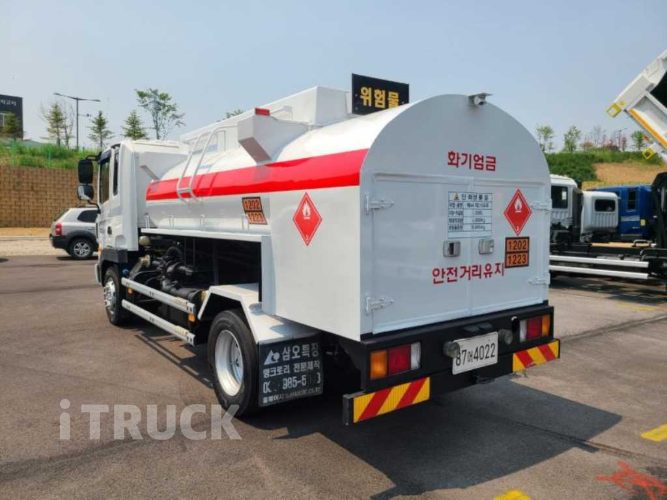현대 탱크로리 메가트럭 5,000L 수동