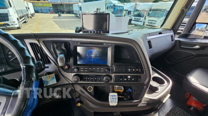 현대 엑시언트 540 앞축 카고 25톤 오토 12