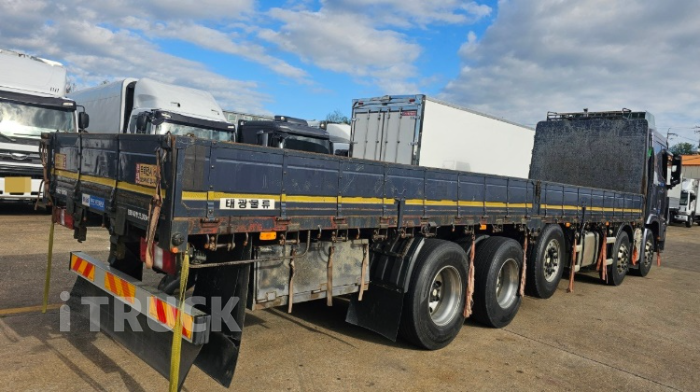 현대 엑시언트 540 앞축 카고 25톤 오토 4