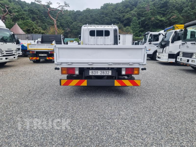 현대 올뉴마이티 2.5톤 카고 슈퍼캡 4