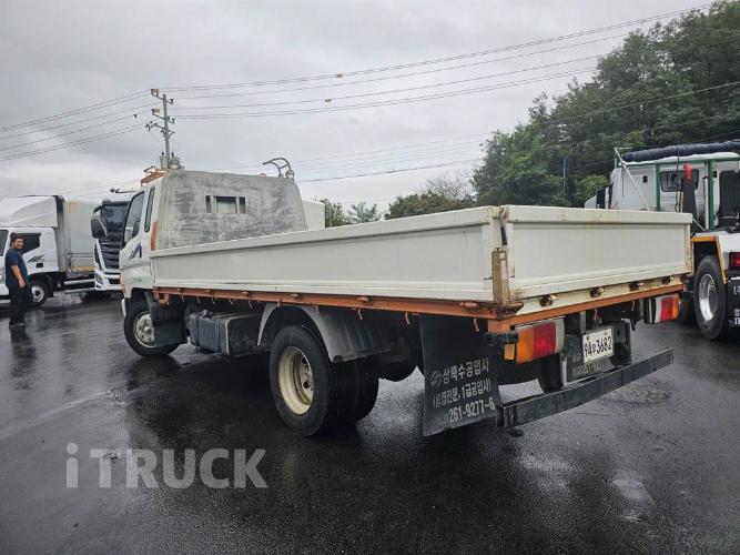 현대 이마이티 3.5톤 카고 슈퍼캡 2