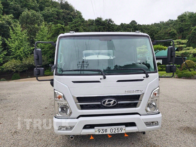 현대 살수차 올뉴마이티 스텐탱크 4,000L 수동 1