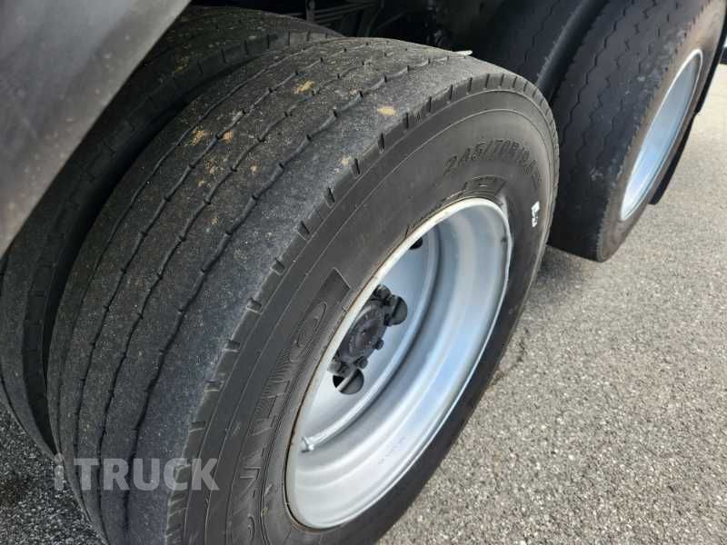 현대 메가트럭 와이드캡 300 후축 윙바디 5톤 수동 4