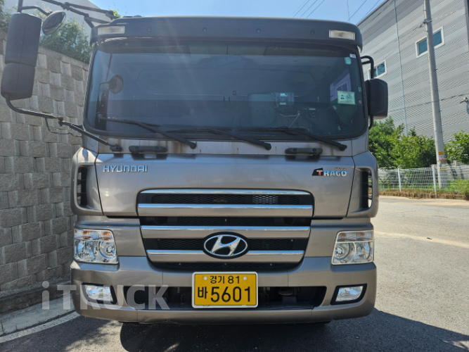 현대 트라고 520 단바리 카고 25톤 오토 2