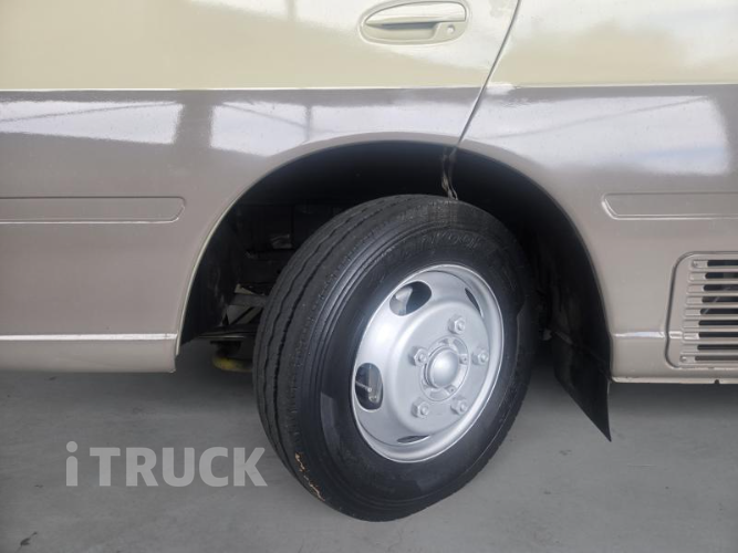 현대 버스 25인승 13