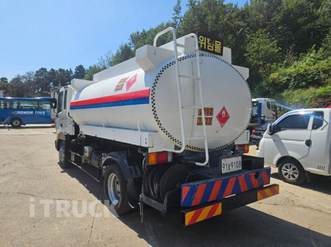 현대 탱크로리 메가트럭 철탱크 10,000L 수동 3