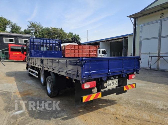 현대 파비스 300 앞축 카고 8.5톤 수동 6