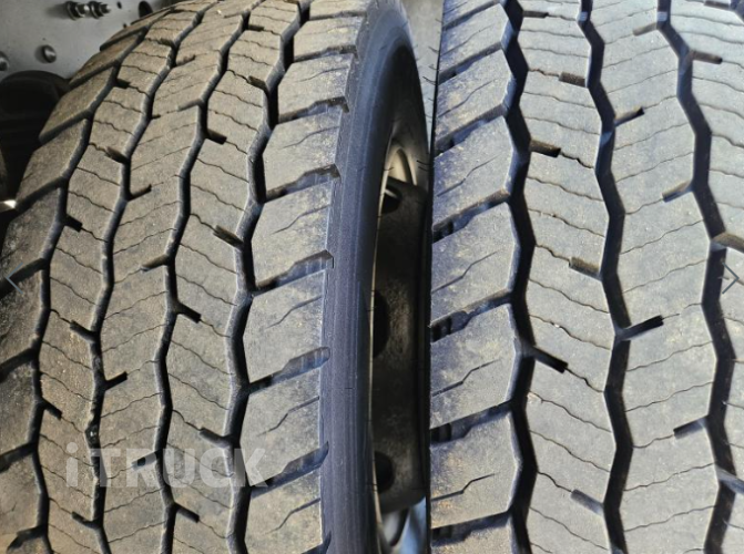 현대 파비스 300 앞축 카고 8.5톤 수동 16