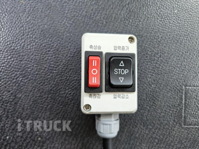 현대 파비스 300 앞축 카고 8.5톤 수동 13