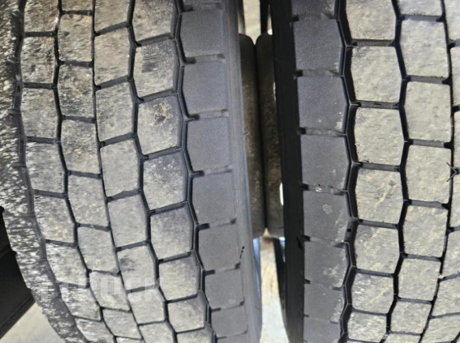 현대 파비스 300 앞축 카고 8.5톤 수동 15