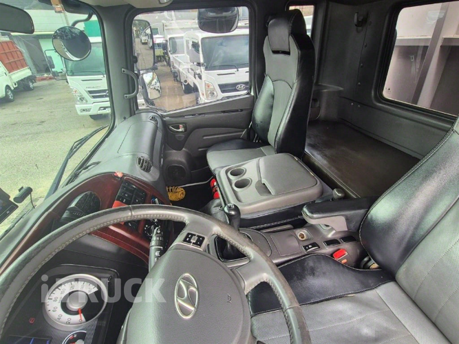 현대 메가트럭 270 단바리 윙바디 4.5톤 수동 6