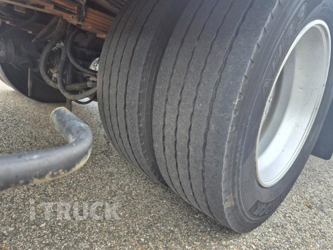 현대 메가트럭 270 단바리 윙바디 4.5톤 수동 9