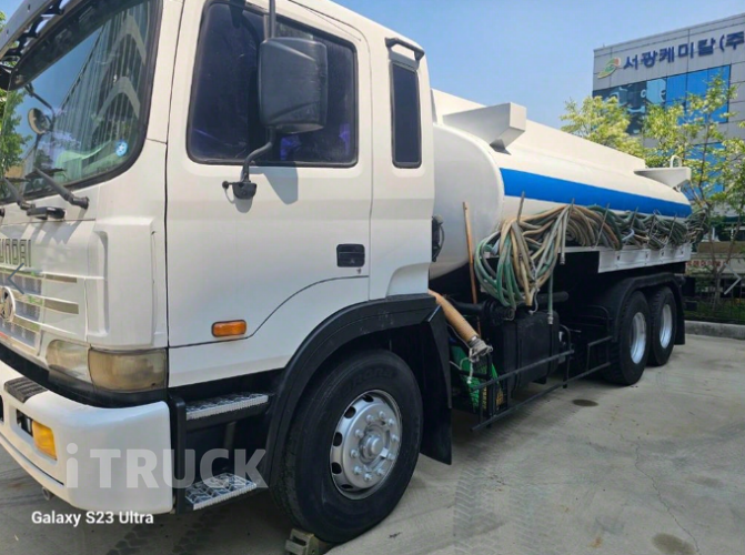 현대 살수차 슈퍼트럭 스텐탱크 14,400L 수동