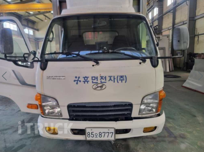 현대 마이티큐티 2.5톤 윙바디 4