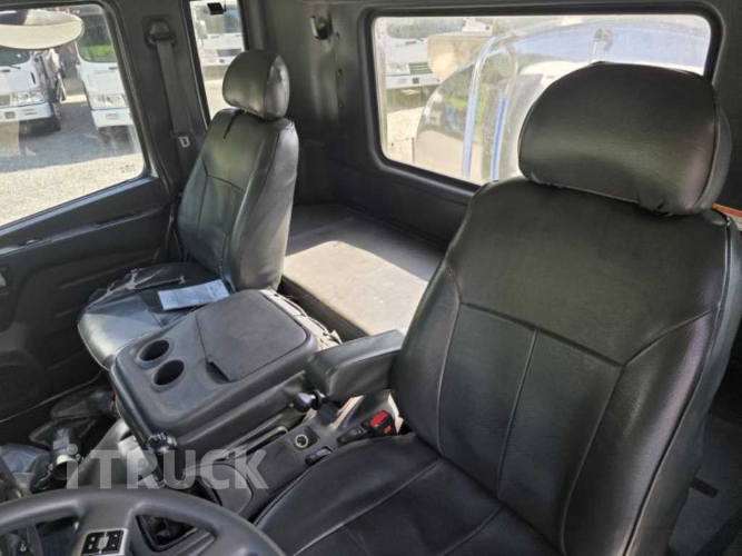 현대 살수차 메가트럭 스텐탱크 7,000L 수동 11