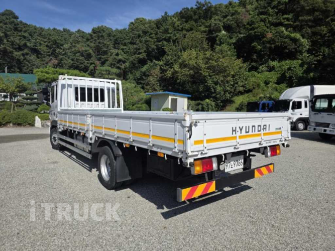 현대 메가트럭 280 단바리 카고 5톤 수동 3