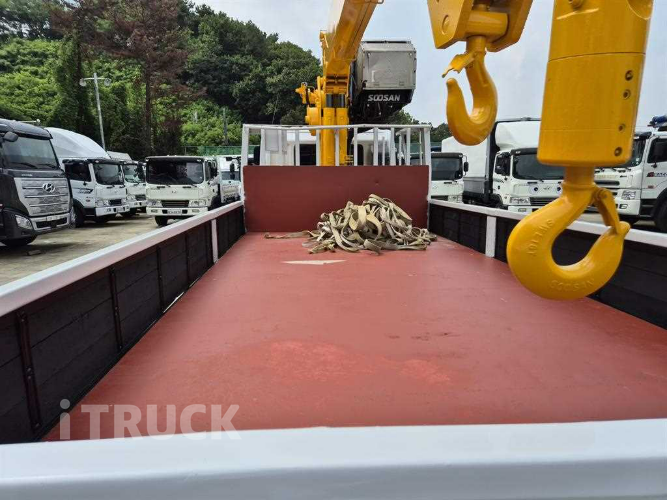 현대 카고크레인 수산887A 메가트럭 5톤 8