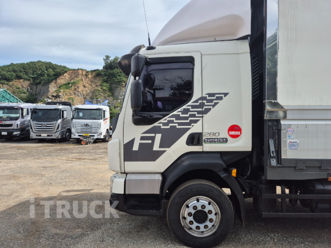 볼보 FL 280 후축 윙바디 7.5톤 오토 8