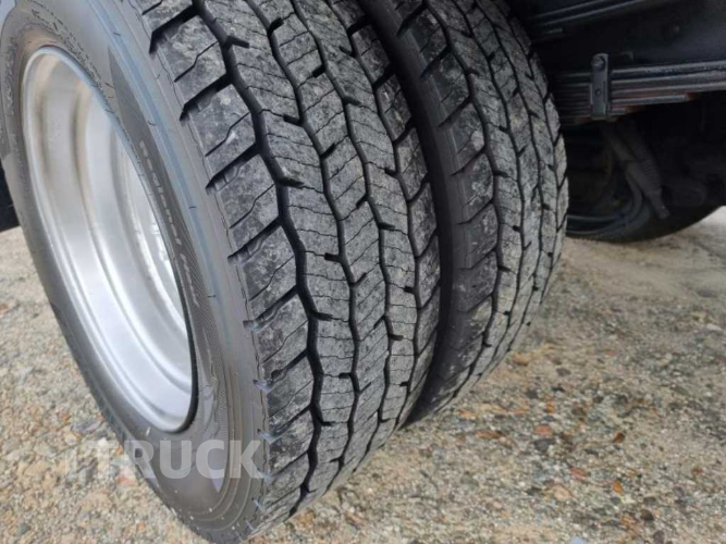 현대 메가트럭 화물덤프 5톤 17