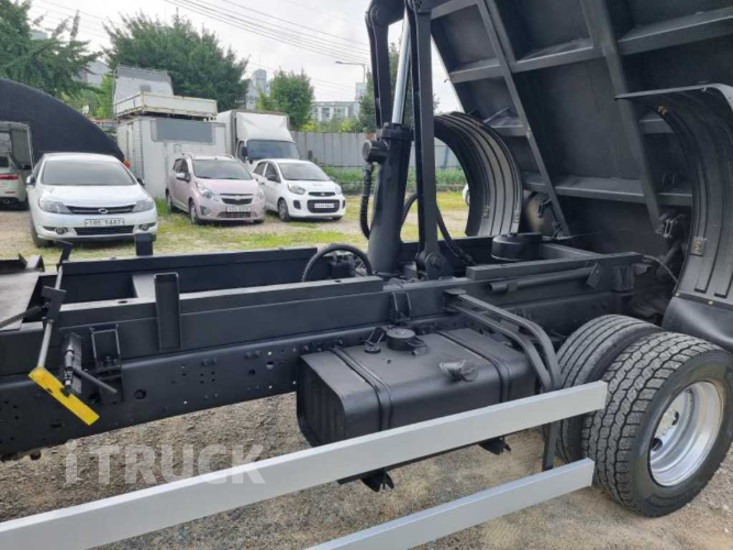 현대 메가트럭 화물덤프 5톤 11