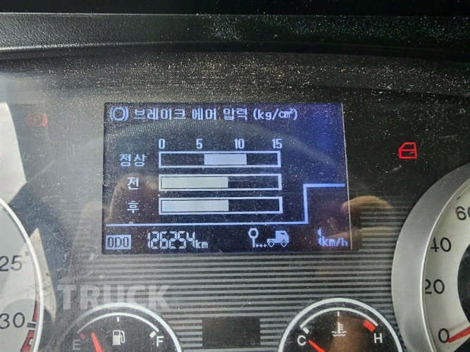 현대 탱크로리 메가트럭 9,875L 수동 11