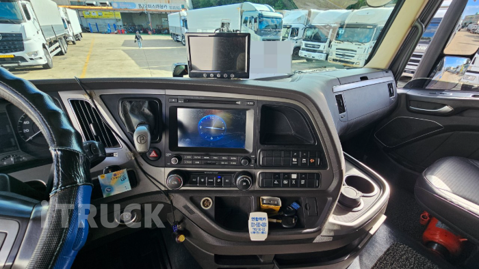 현대 엑시언트 540 앞축 카고 25톤 오토 리타더 12