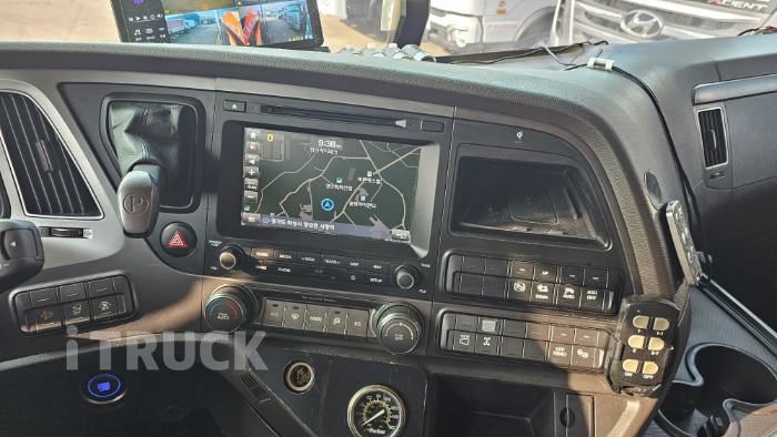 현대 엑시언트 540 앞축 상승윙바디 25톤 오토 리타더 17