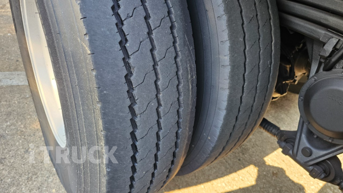 현대 엑시언트 프로 540 앞축 상승윙바디 25톤 오토 리타더 11