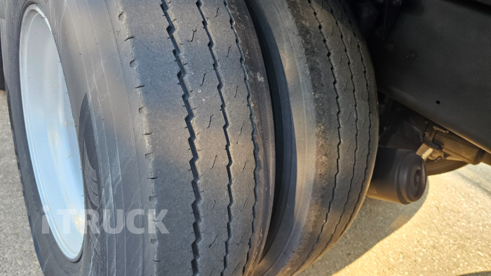 현대 엑시언트 프로 540 앞축 상승윙바디 25톤 오토 리타더 10