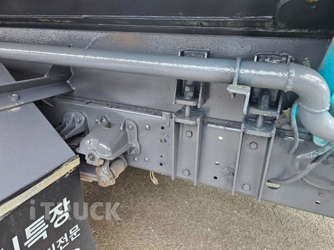 현대 탱크로리 메가트럭 9,875L 수동 10