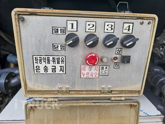현대 탱크로리 메가트럭 9,875L 수동 9