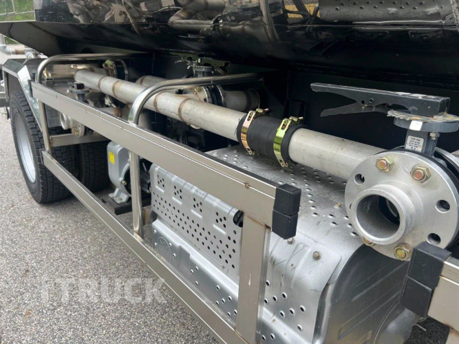 현대 살수차 메가트럭 스텐탱크 7,500L 수동 10