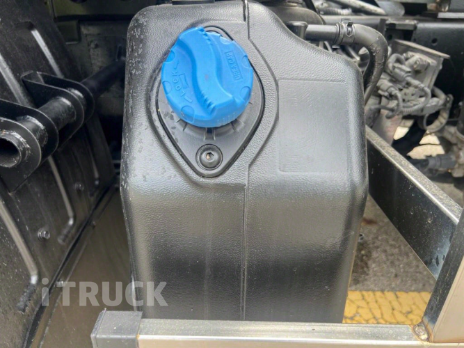 현대 살수차 메가트럭 스텐탱크 7,500L 수동 14