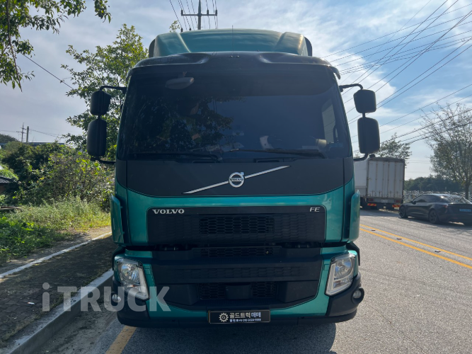 볼보 FE 350 후축 윙바디 9.5톤 오토 1