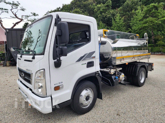 현대 살수차 올뉴마이티 스텐탱크 4,000L 수동 3