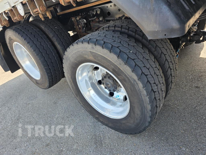 현대 파비스 후축 카고 8.5톤 오토 18