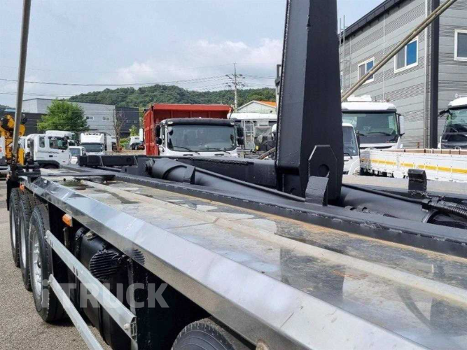 현대 엑시언트 암롤 540 21톤 오토 앞축 11