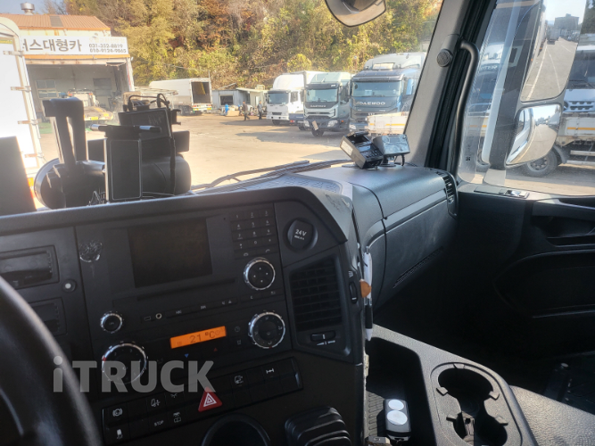 벤츠 아록스 299 후축 냉장 컨테이너탑 4.5톤 오토 11