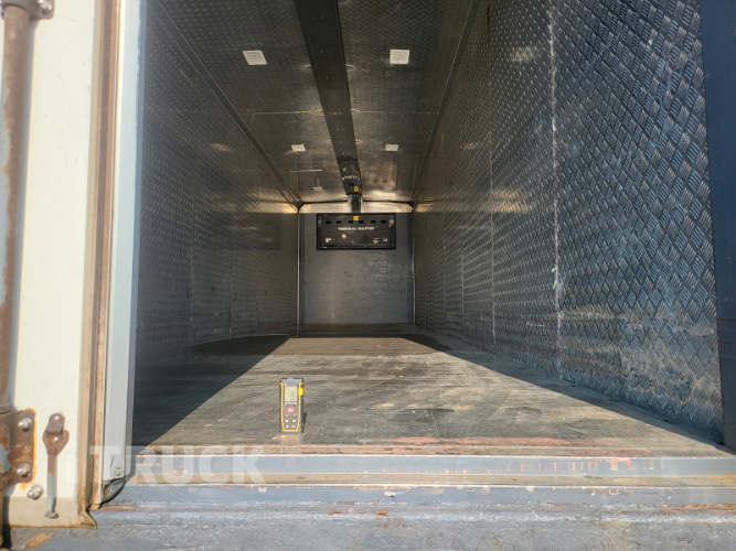 벤츠 아록스 299 후축 냉장 컨테이너탑 4.5톤 오토 14