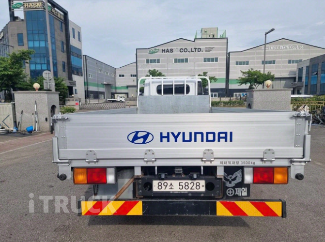 현대 올뉴마이티 2.5톤 광폭 카고 슈퍼캡 7
