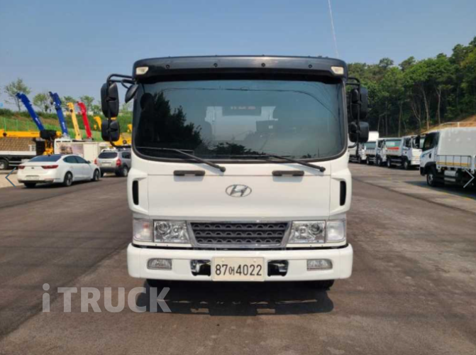 현대 탱크로리 메가트럭 5,000L 수동 3