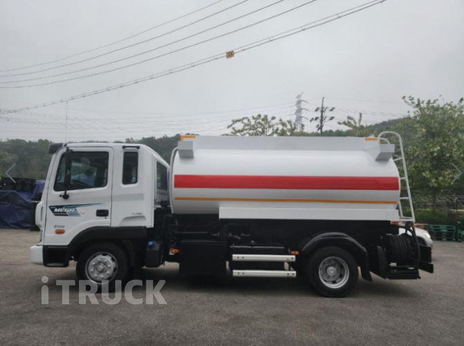 현대 탱크로리 메가트럭 10,000L 수동 4